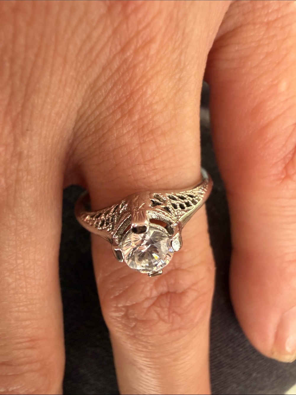 Art Deco-Solitaire Cound Brilliant Clear Stone in Filigree.Ring Sz7
